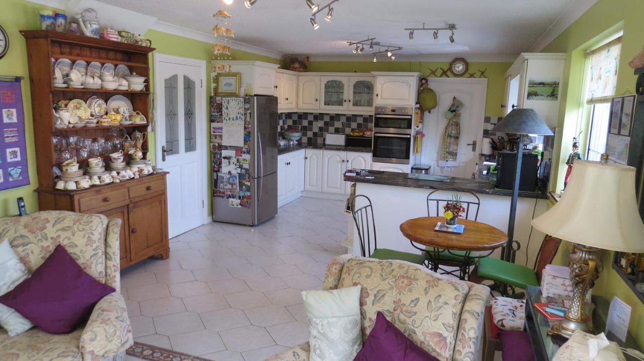 Tyreda Bed & Breakfast Ennis Bagian luar foto