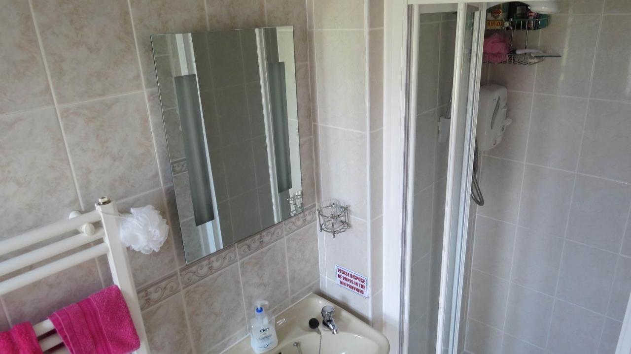 Tyreda Bed & Breakfast Ennis Bagian luar foto