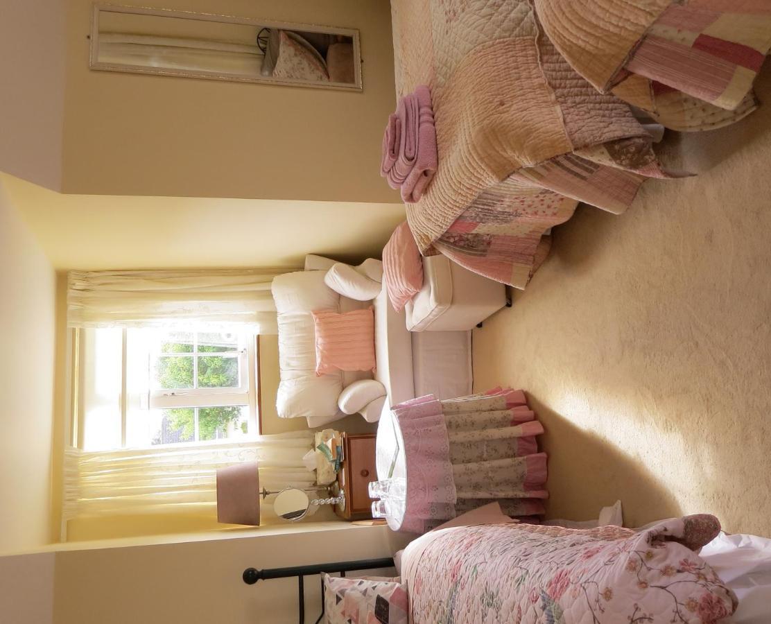 Tyreda Bed & Breakfast Ennis Bagian luar foto